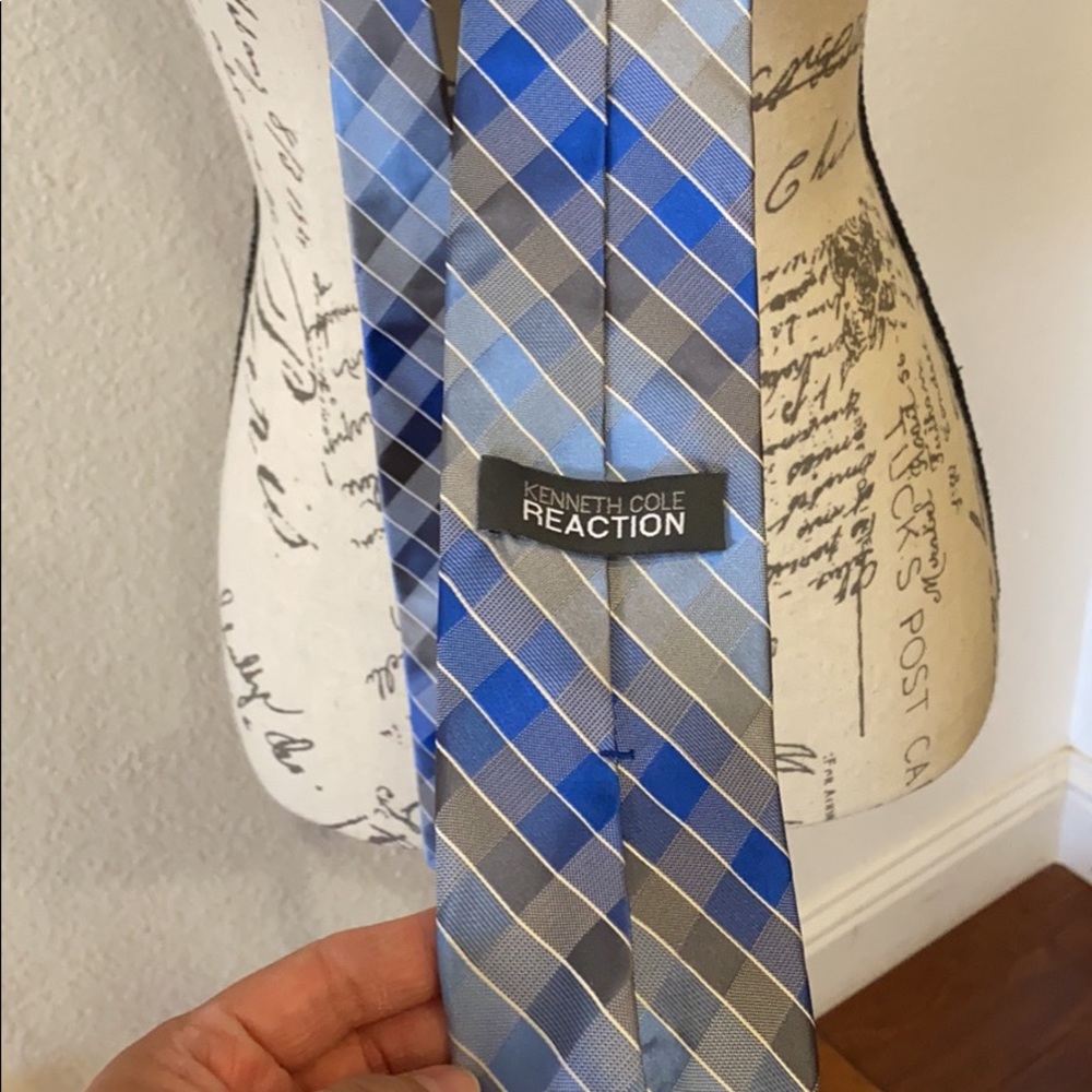 Preloved Kenneth Cole Reaction necktie